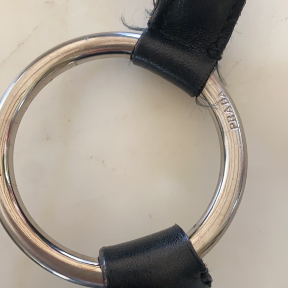 Gorgeous Authentic Prada hobo shoulder bag. - Picture 11 of 12